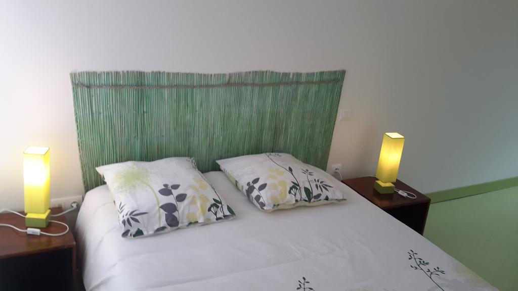 Auberge Du Doulon Lamothe-Montravel Room photo